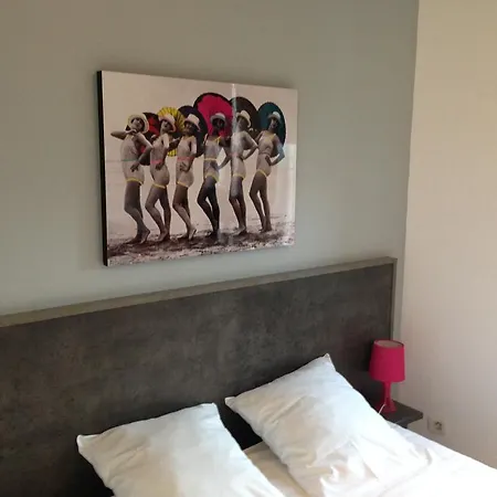 酒店 De La Paix 2*